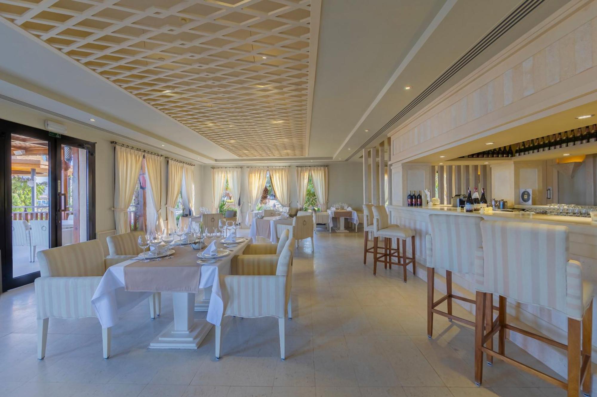 The Makadi Spa Hotel - Couples Only 18 Years Plus Hurghada Exteriör bild The restaurant